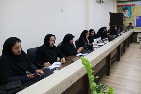 نشست خبری مدیرکل کمیته امداد کهگیلویه و بویراحمد با اصحاب رسانه 