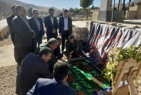 برگزاری اردوی جهادی مدیران کل ادارات کهگیلویه و بویراحمد در روستای سیوکی جلیل 