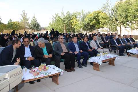 زنگ شور عاطفه ها در دبیرستان دخترانه 9دی یاسوج به صدا درآمد 