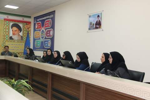 تجلیل از مدیران برتر مدارس همدل در کمیته امداد کهگیلویه و بویراحمد 