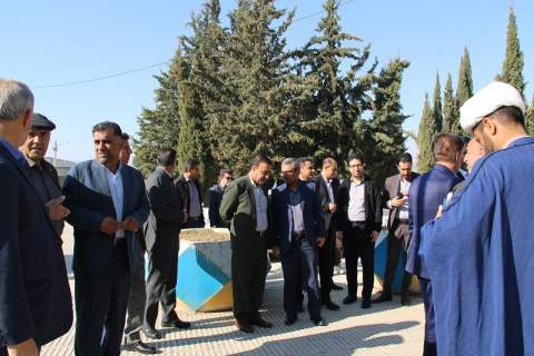 تجدید پیمان مدیرکل کمیته امدادکهگیلویه و بویراحمد با شهدا در اولین روز کاری