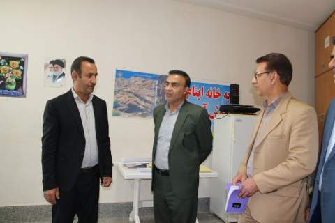 تجدید پیمان مدیرکل کمیته امدادکهگیلویه و بویراحمد با شهدا در اولین روز کاری