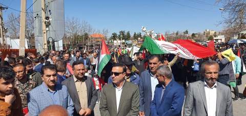 حضور مدیرکل و کارکنان کمیته امداد استان در  راهپیمایی روز قدس