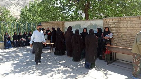 برگزاری اردوی جهادی  کمیته امداد کهگیلویه و بویراحمد در روستای  بالرود از توابع زیلایی مارگون 