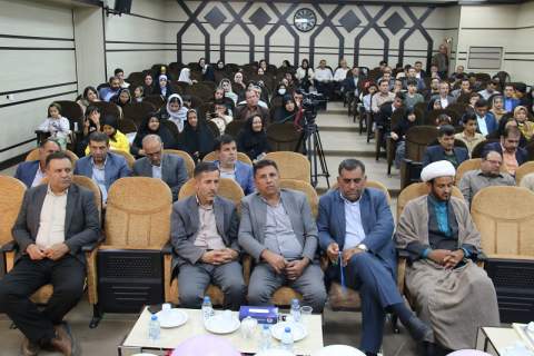 برگزاری مراسم جشن میلاد پیامبر (ص) در کمیته امداد کهگیلویه و بویراحمد